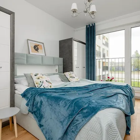 Apartment Kotsisa With Parking By Renters