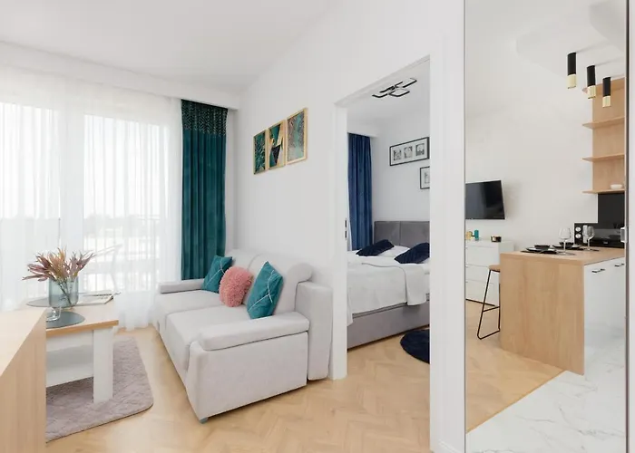 Kotsisa With Parking By Renters Apartman *