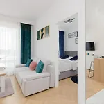 Kotsisa With Parking By Renters Apartment *