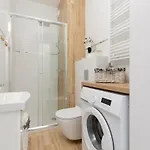 Apartment Kotsisa With Parking By Renters *