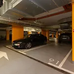Apartment Kotsisa With Parking By Renters